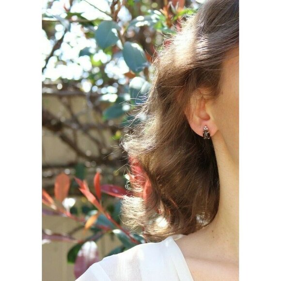 14k Yellow Gold Cat's Eye and Diamond Stud Earrings Gorgeous - Picture 3 of 10